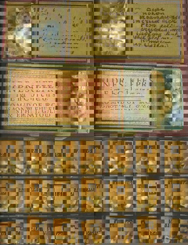 Finders, Keepers: Eight Collectors by Stephen Jay Gould and Rosamond Wolff Purcell