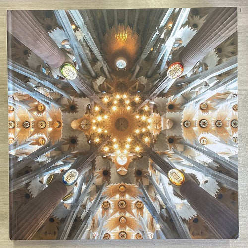 Sacred Spaces The Awe-Inspiring Architecture Of Churches And Cathedrals by Guillaume de Laubier